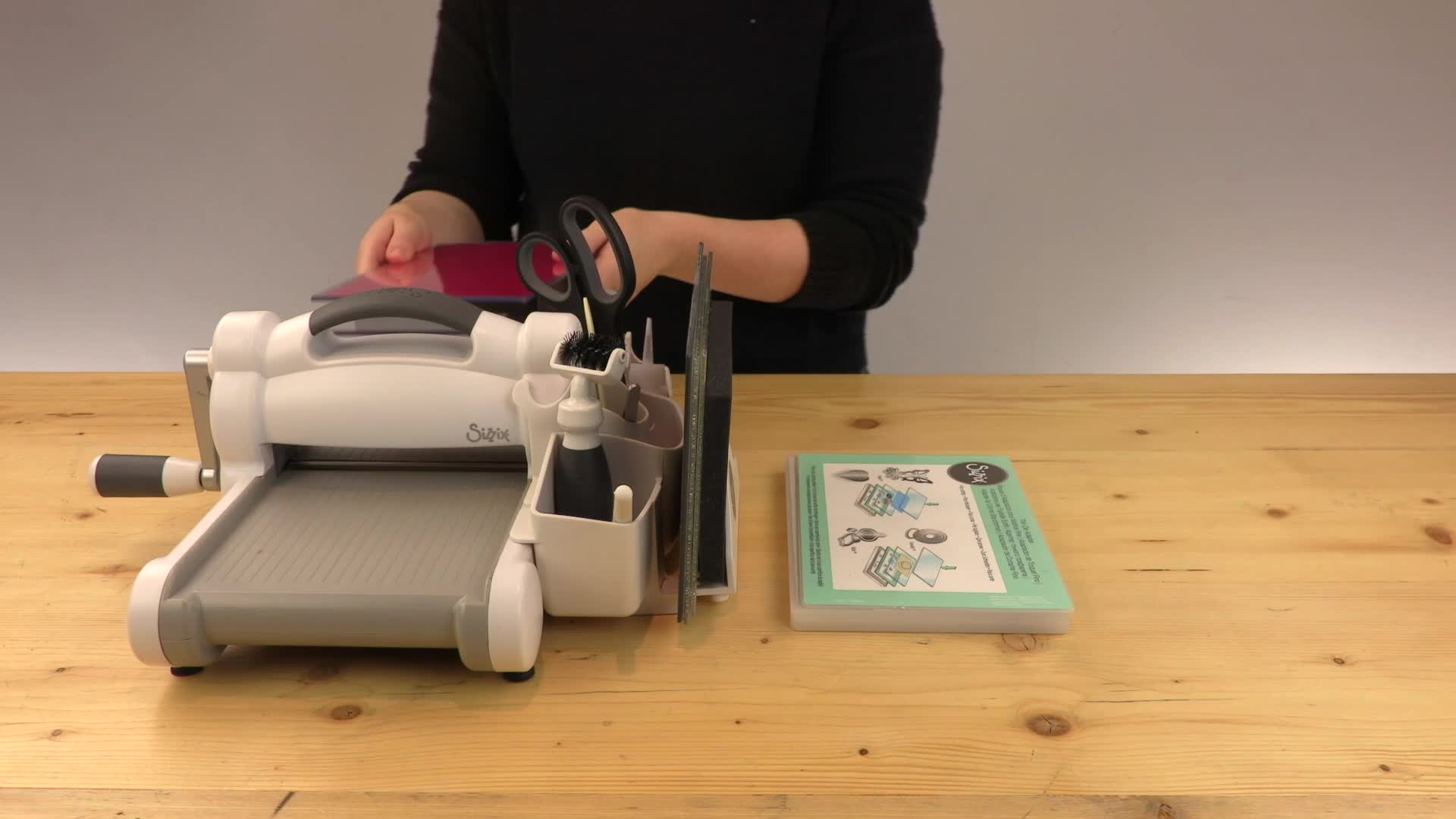 Sizzix Big Shot 660200 Manual Die Cutting and Embossing Machine
